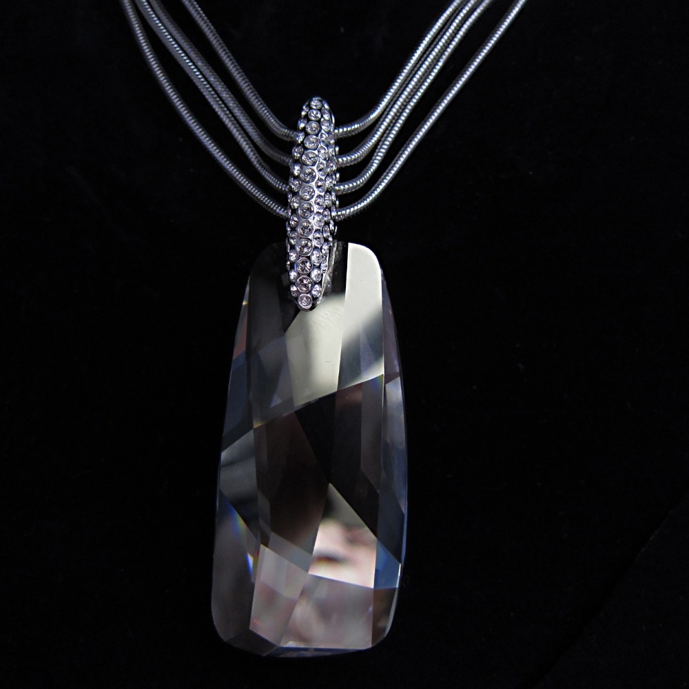 Swarovski Cobra Necklace 891627 - Picture 4 of 8